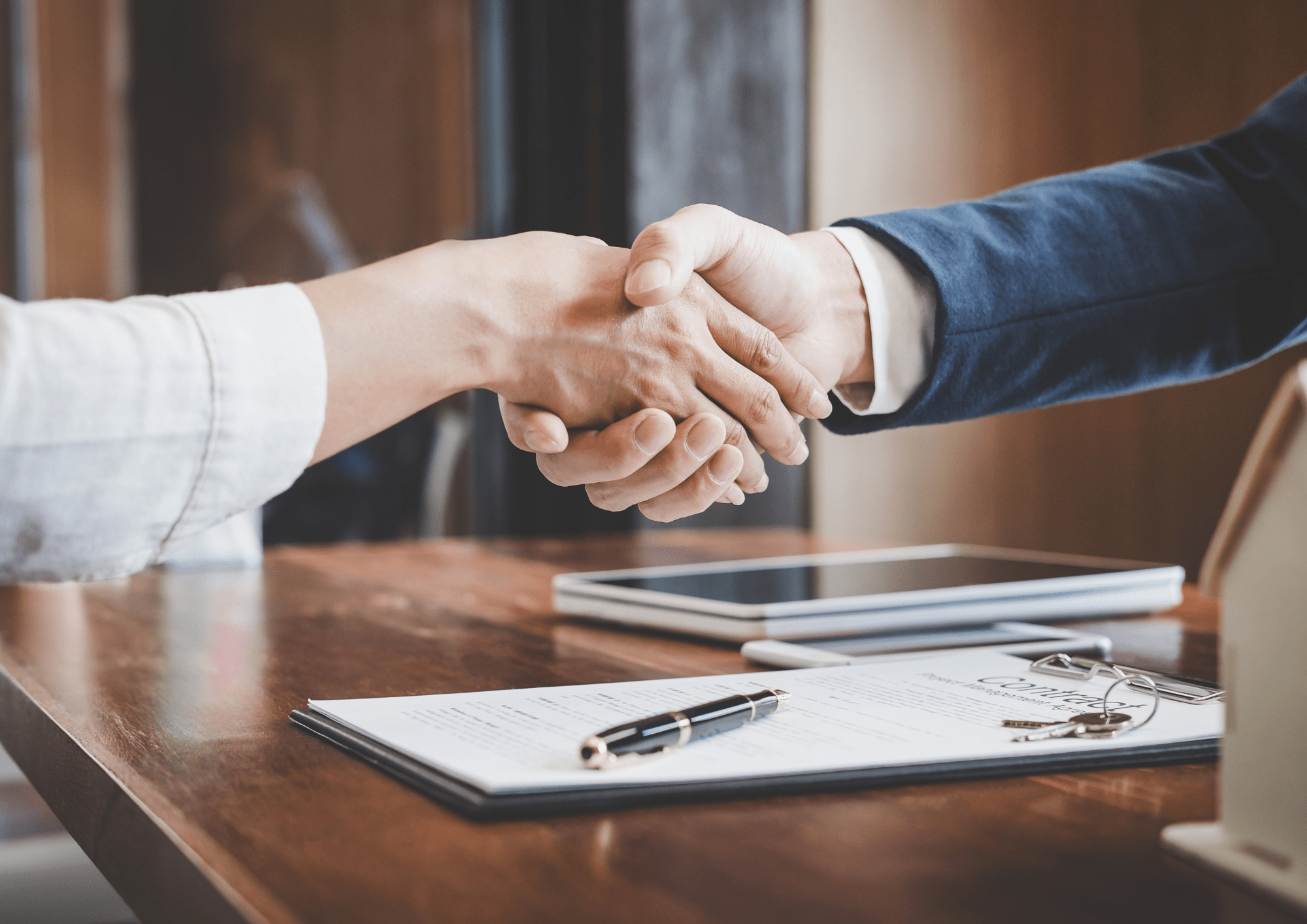 Firma de contrato de alquiler en Sabadell